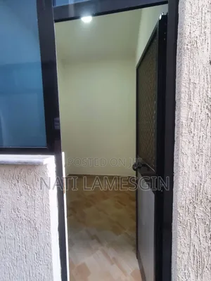 Furnished 3bdrm Villa in Yeka for sale