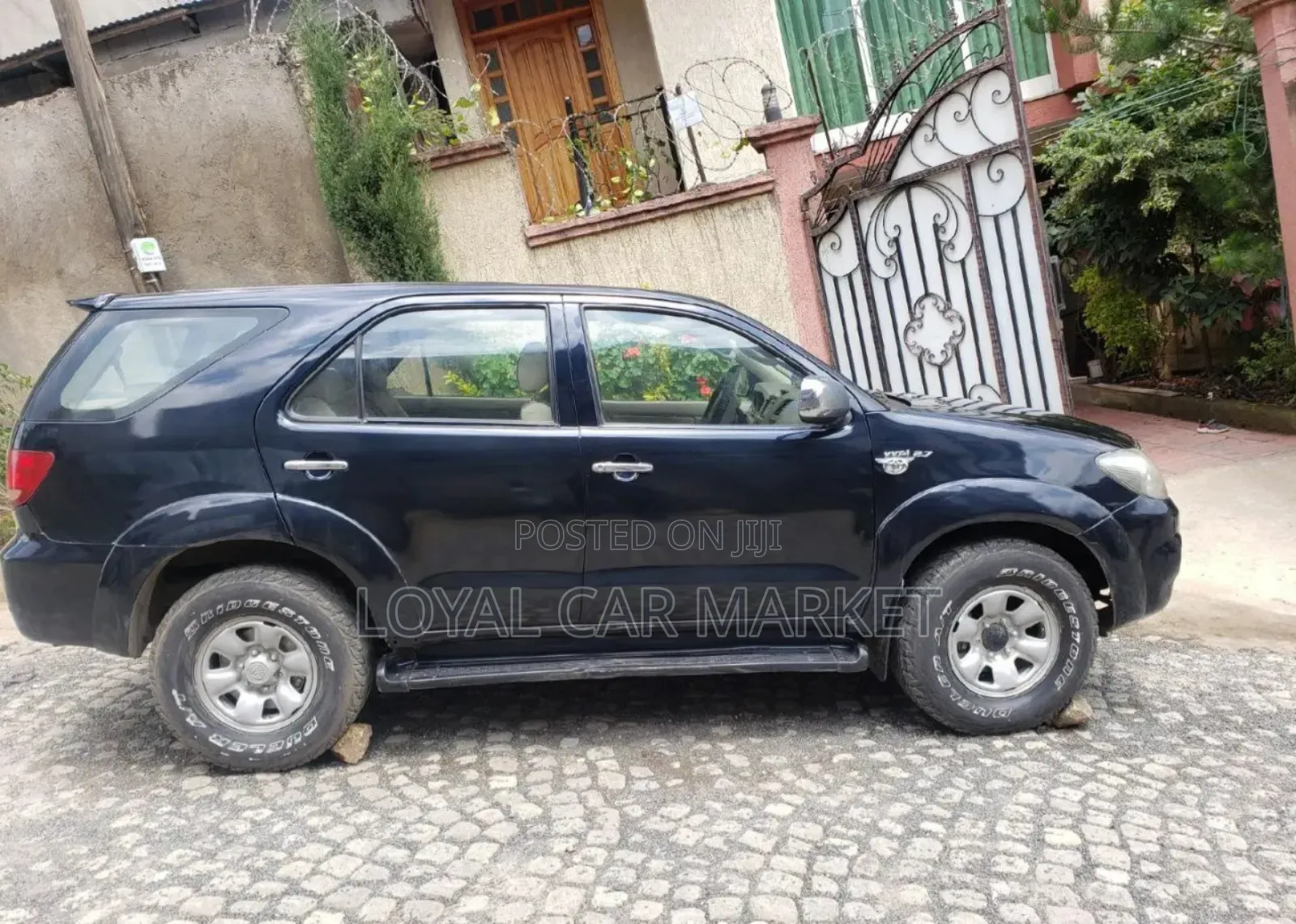 Toyota Fortuner 2005 Black