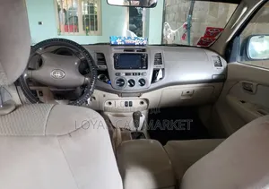 Toyota Fortuner 2005 Black