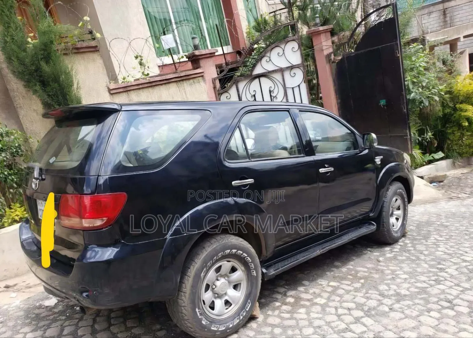 Toyota Fortuner 2005 Black