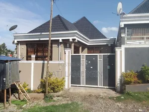 6bdrm House in Yeka for sale