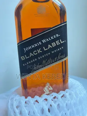 100% Original With a Bar Code Johnnie Walker Black Label Whisky (1l)