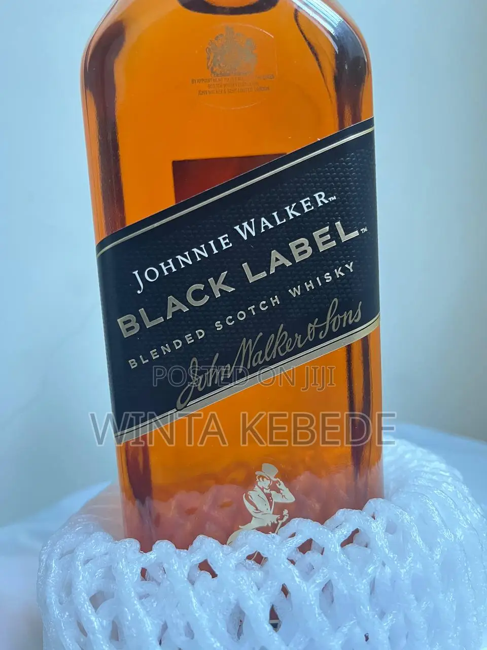 100% Original With a Bar Code Johnnie Walker Black Label Whisky (1l)