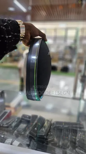 Lp19 Bluetooth Speaker – RGB Light 10000mah Battery