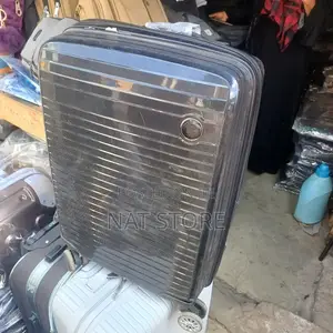 Follow Me Luggage Hard-Shell Rolling Suitcase 10,23,32,40