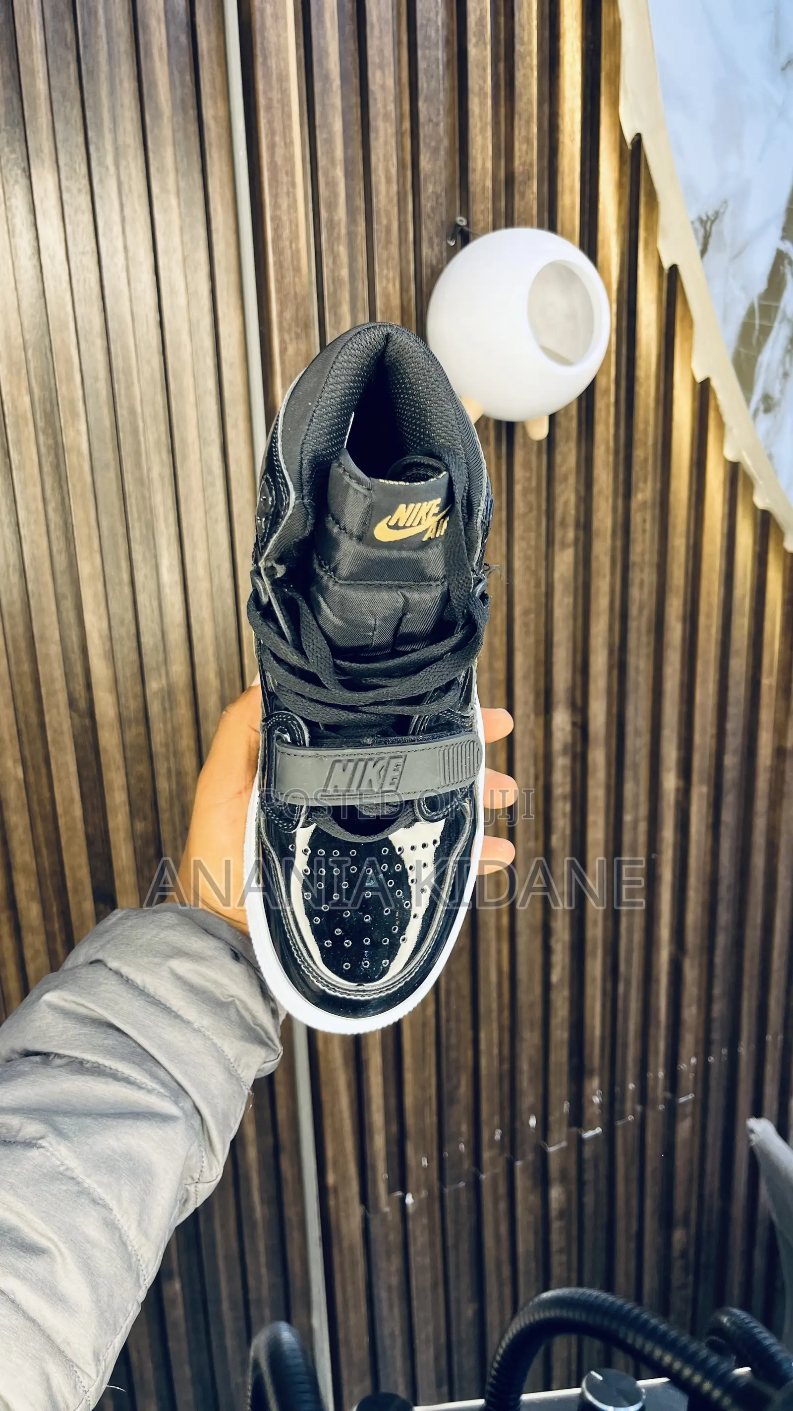 Black Metallic Gold Legacy 312 Air Jordan