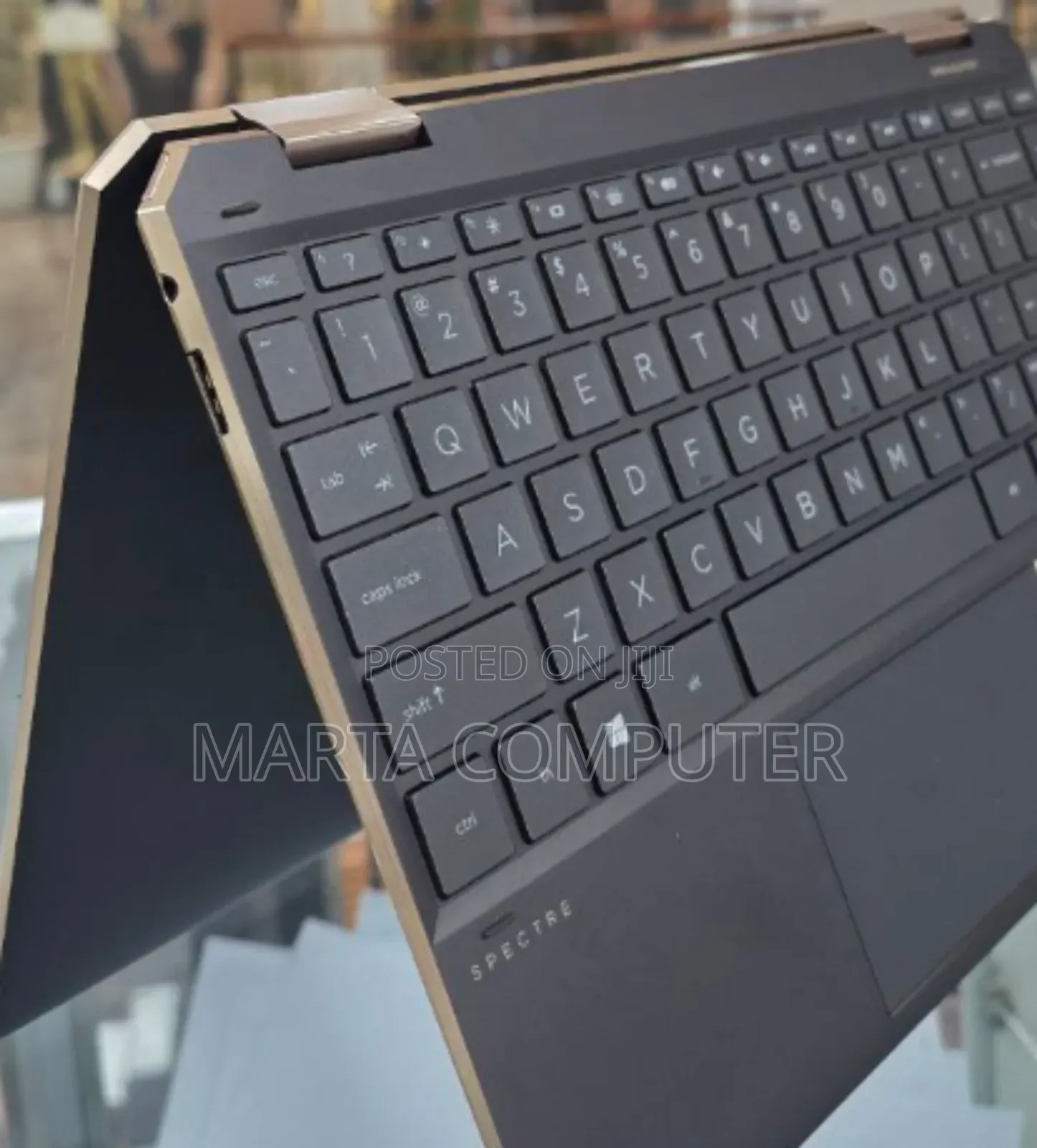 New Laptop HP Spectre 8GB Intel Core i5 SSD 512GB