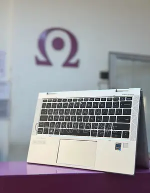 New Laptop HP EliteBook 1030 16GB Intel Core i7 SSD 512GB