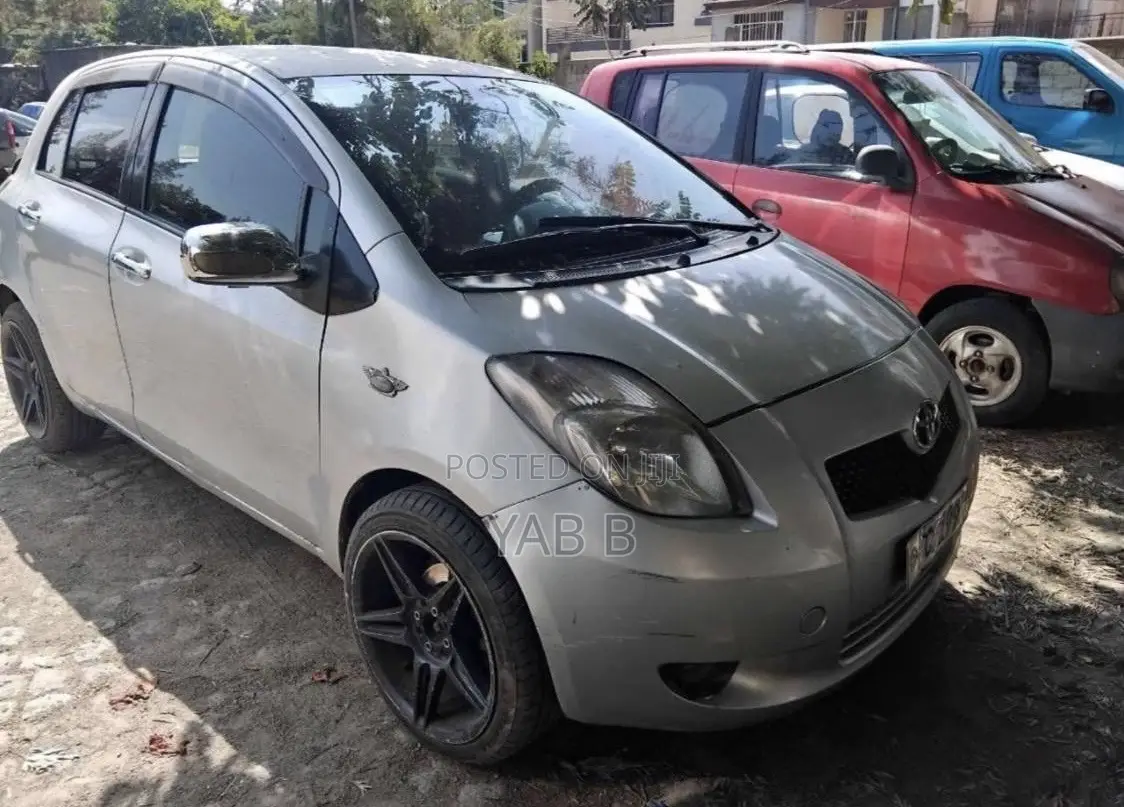 Toyota Yaris 2005 Silver