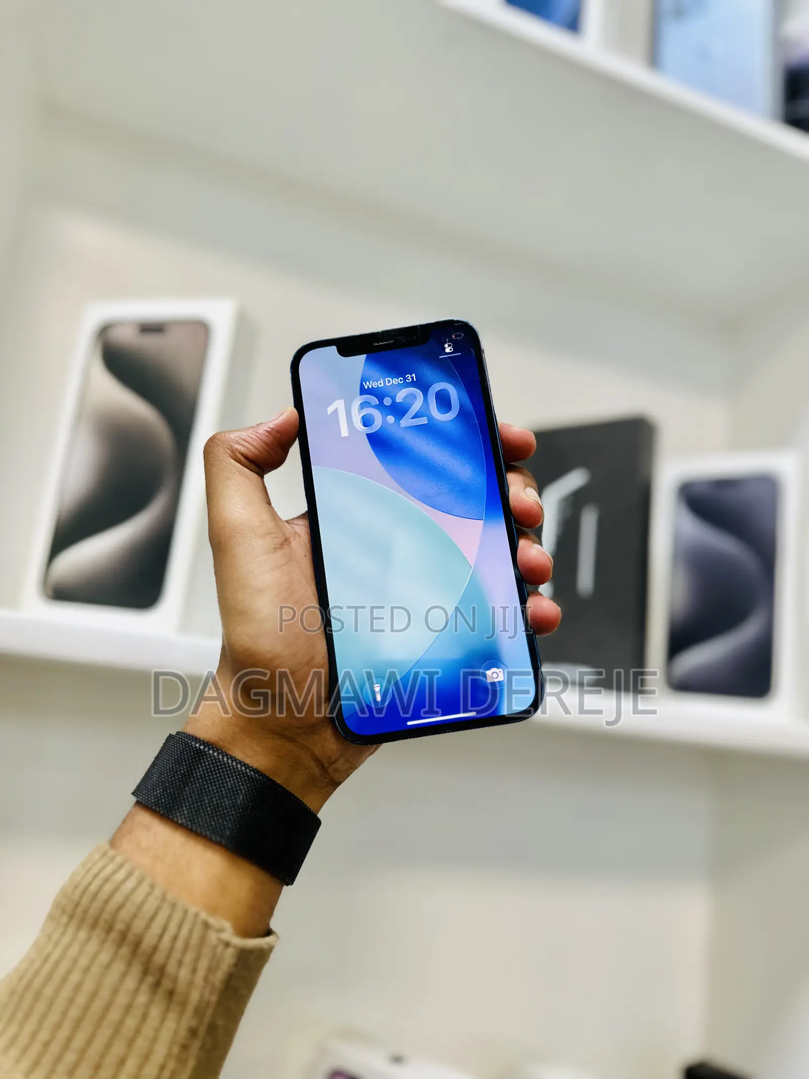 New Apple iPhone 12 64 GB Blue