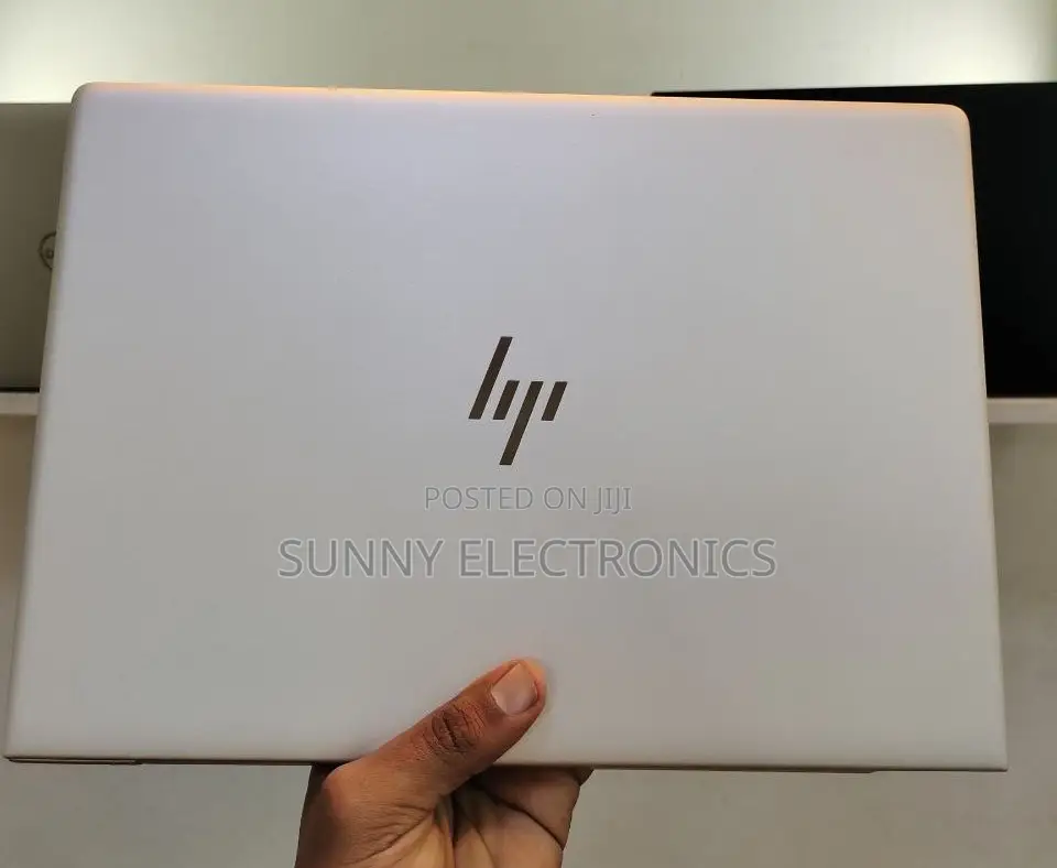 New Laptop HP EliteBook 840 8GB Intel Core i5 SSD 512GB