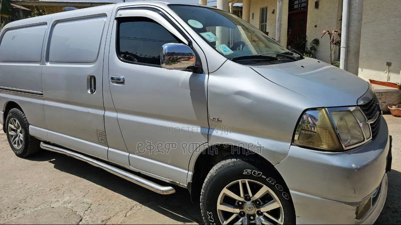 Toyota HiAce 2009 Silver