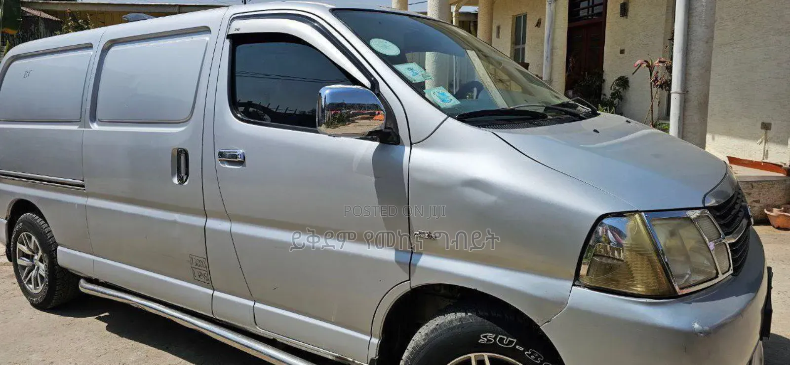 Toyota HiAce 2009 Silver
