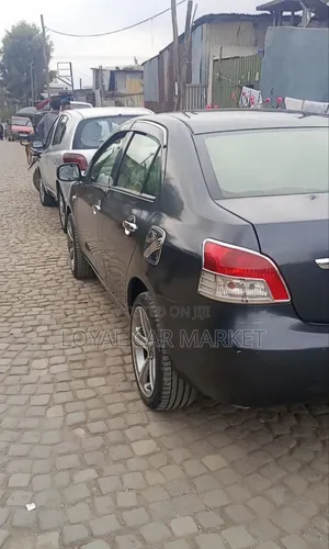 Toyota Yaris 2013 Blue