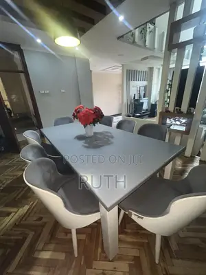 Dinning Table and Chairs
