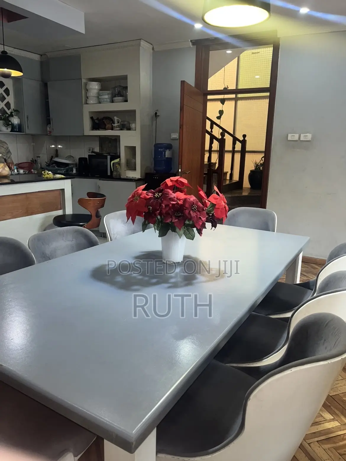 Dinning Table and Chairs