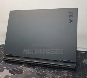 New Laptop Asus 32GB Intel Core i7 SSHD (Hybrid) 1T