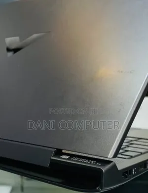 New Laptop HP Victus 15 16GB Intel Core i7 SSD 1T