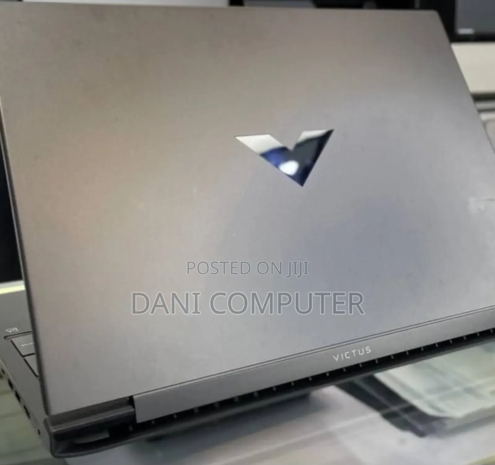 New Laptop HP Victus 15 16GB Intel Core i7 SSD 1T