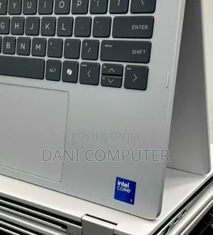 New Laptop HP OmniBook 5 14" 16GB Intel Core 7 SSD 512GB