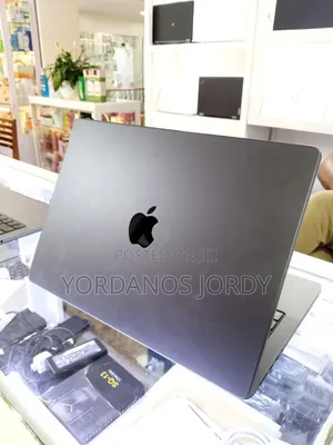 New Laptop Apple MacBook Pro 2023 M3 14-inch 18GB Apple M3 SSD 512GB