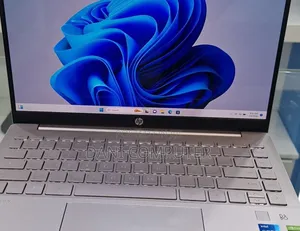 New Laptop HP Pavilion 14 16GB Intel Core i7 SSD 512GB