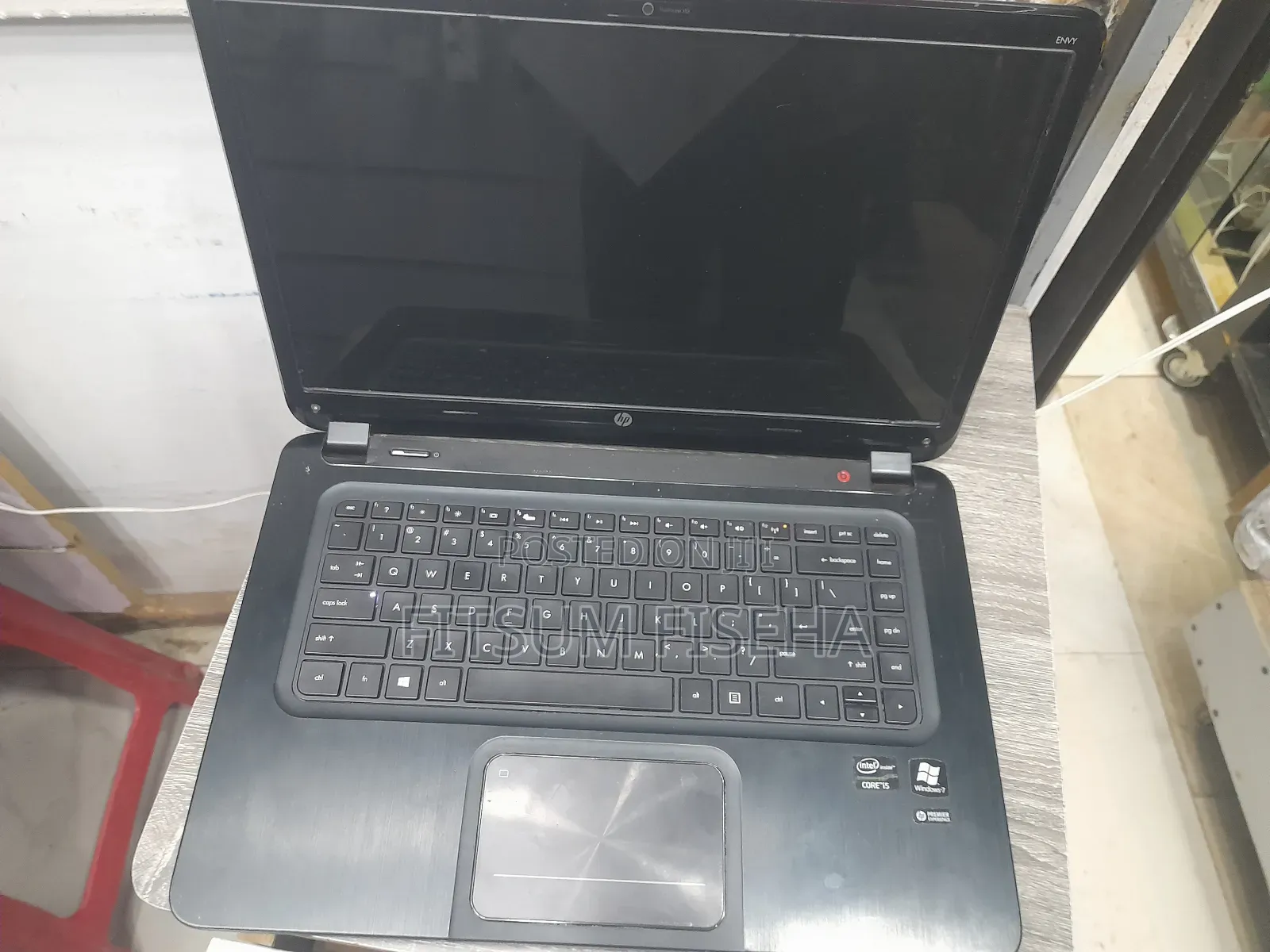 Laptop HP Envy 6 4GB Intel Core i5 HDD 1T