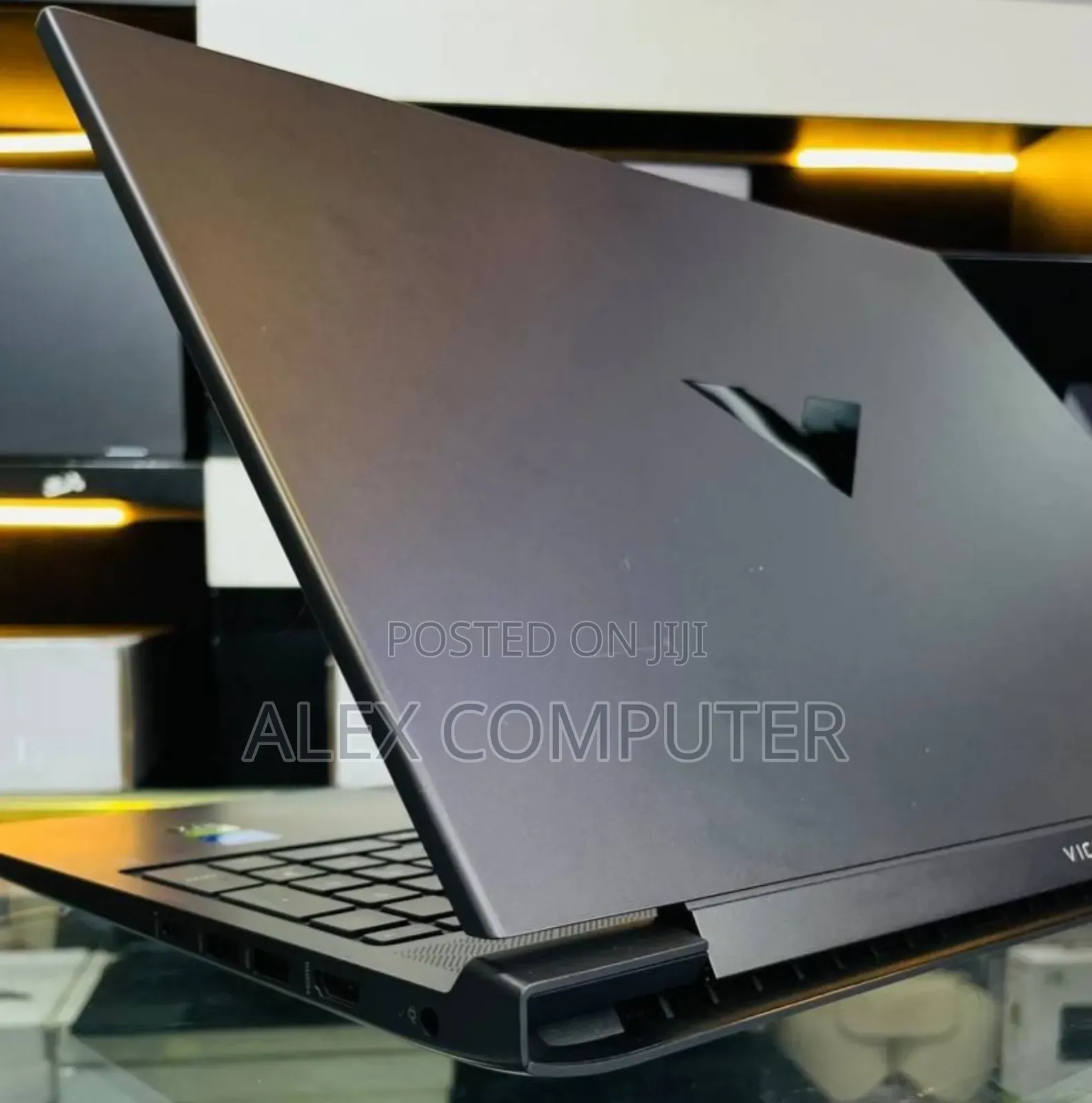 New Laptop HP Victus 16 16GB Intel Core i7 SSD 1T