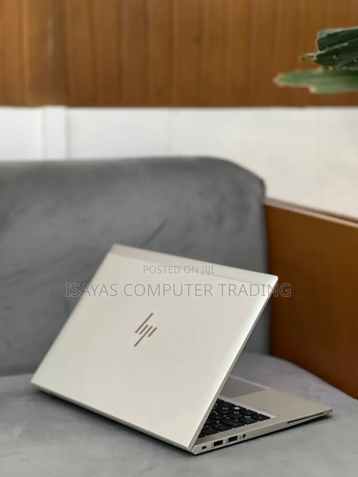 New Laptop HP EliteBook 830 G7 8GB Intel Core i7 SSD 512GB