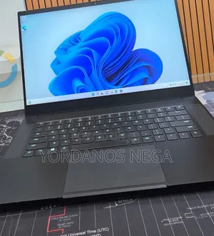 New Laptop Razer Blade 16GB Intel Core i7 SSD 512GB