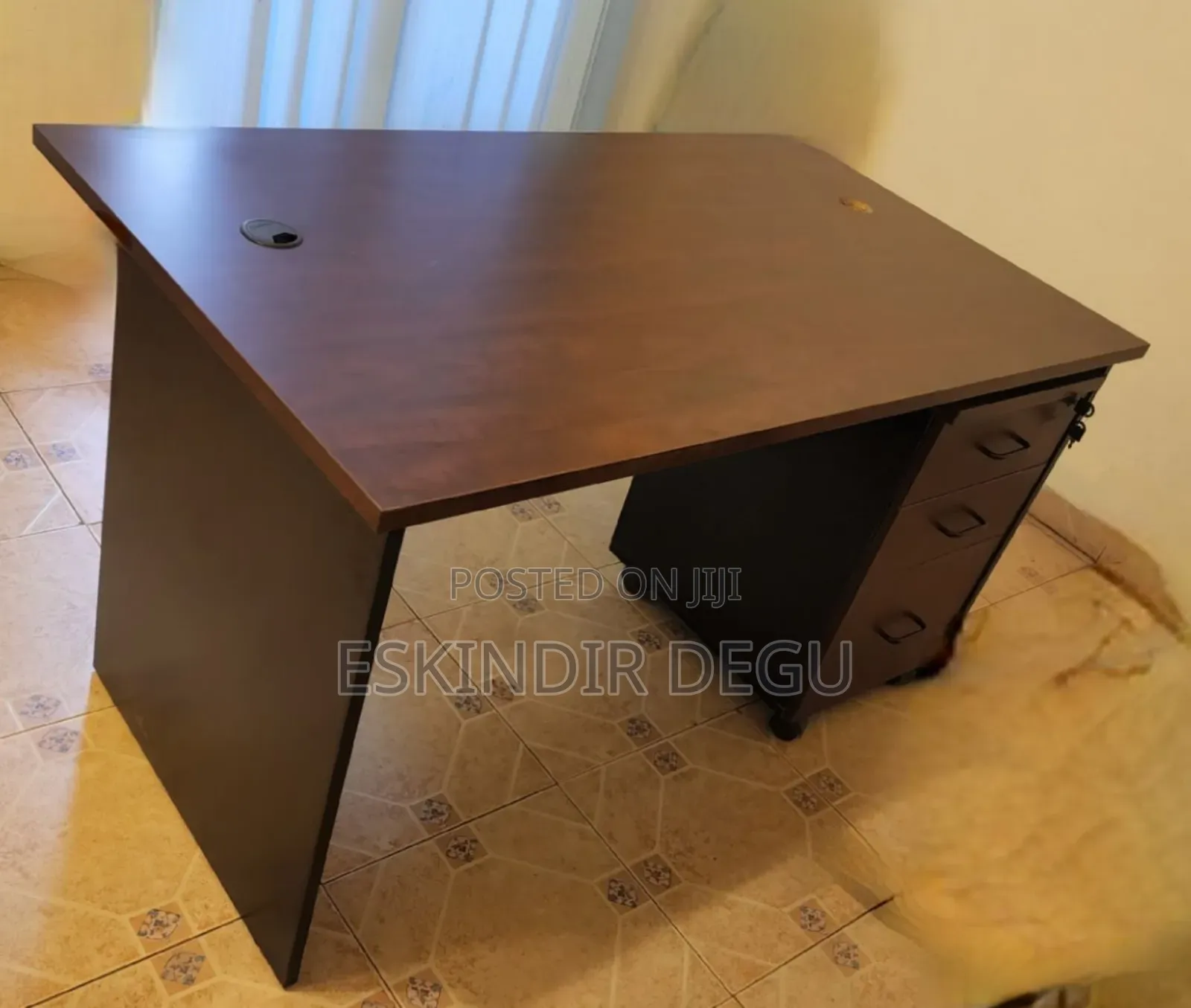 Used Office Furnitures