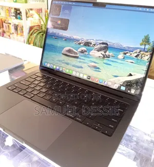 New Laptop Apple MacBook Pro 2023 M3 14-inch 18GB Apple M3 SSD 512GB
