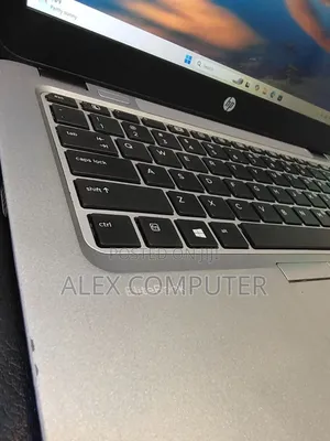 New Laptop HP EliteBook 820 G4 8GB Intel Core i7 SSD 256GB