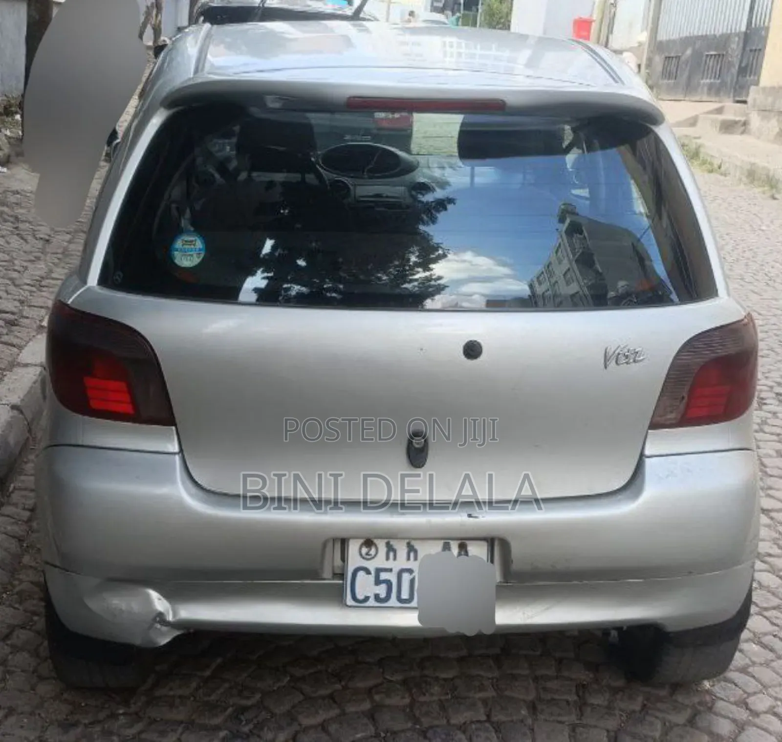 Toyota Vitz 2001 Silver