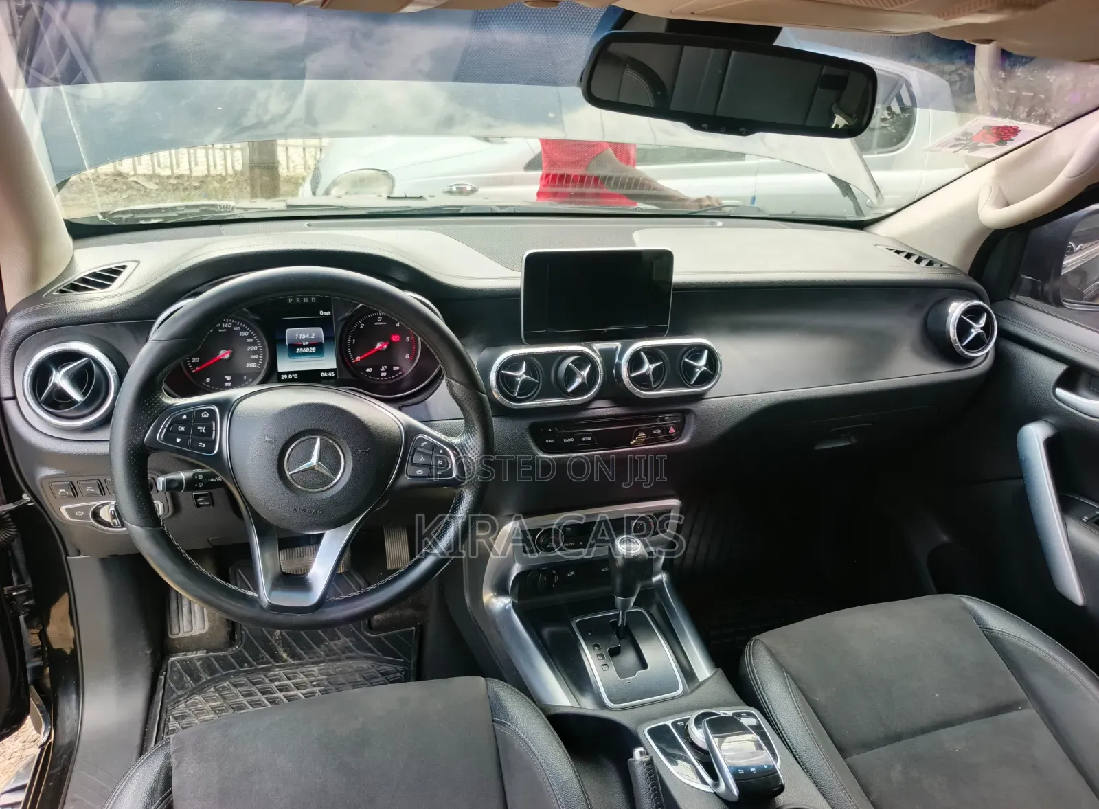 Mercedes-Benz X Class 2018 Black