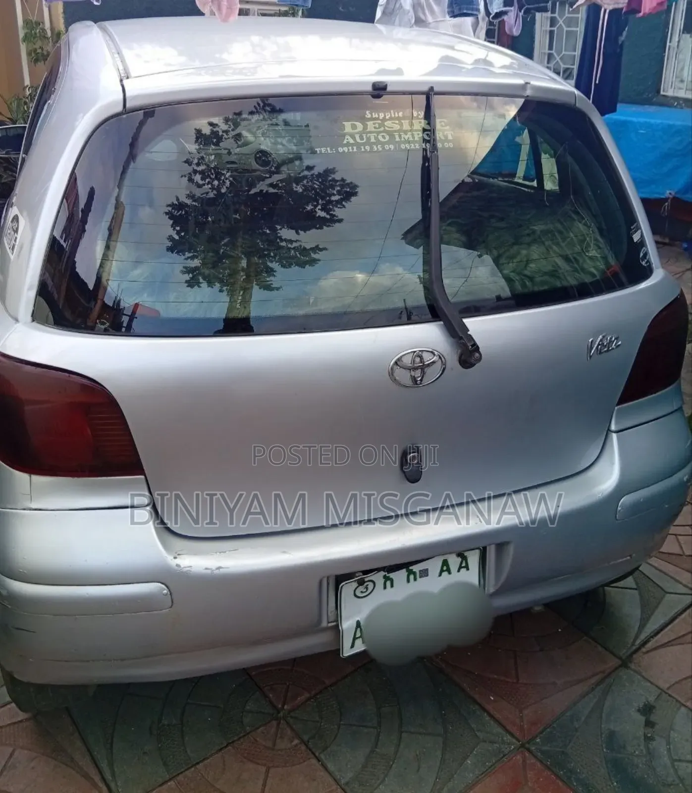 Toyota Vitz 2002 Silver
