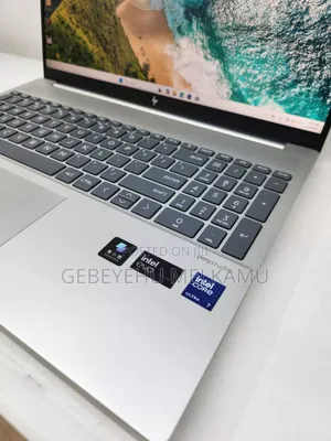 New Laptop HP 8GB Intel Core i7 SSD 512GB