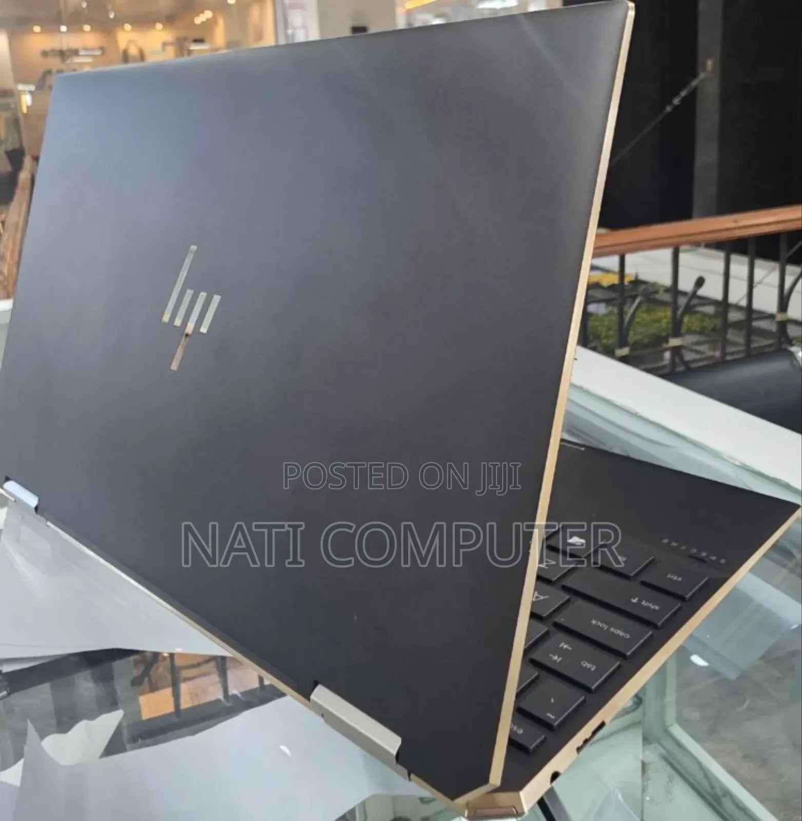 New Laptop HP Spectra 13 8GB Intel Core i5 SSD 512GB