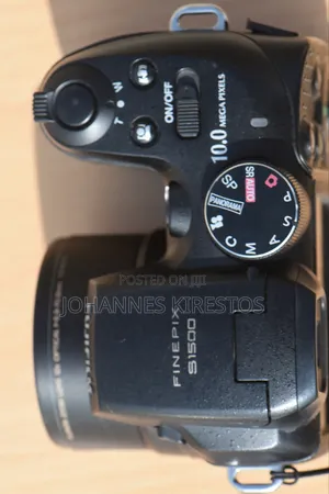 Fujifilm S1500