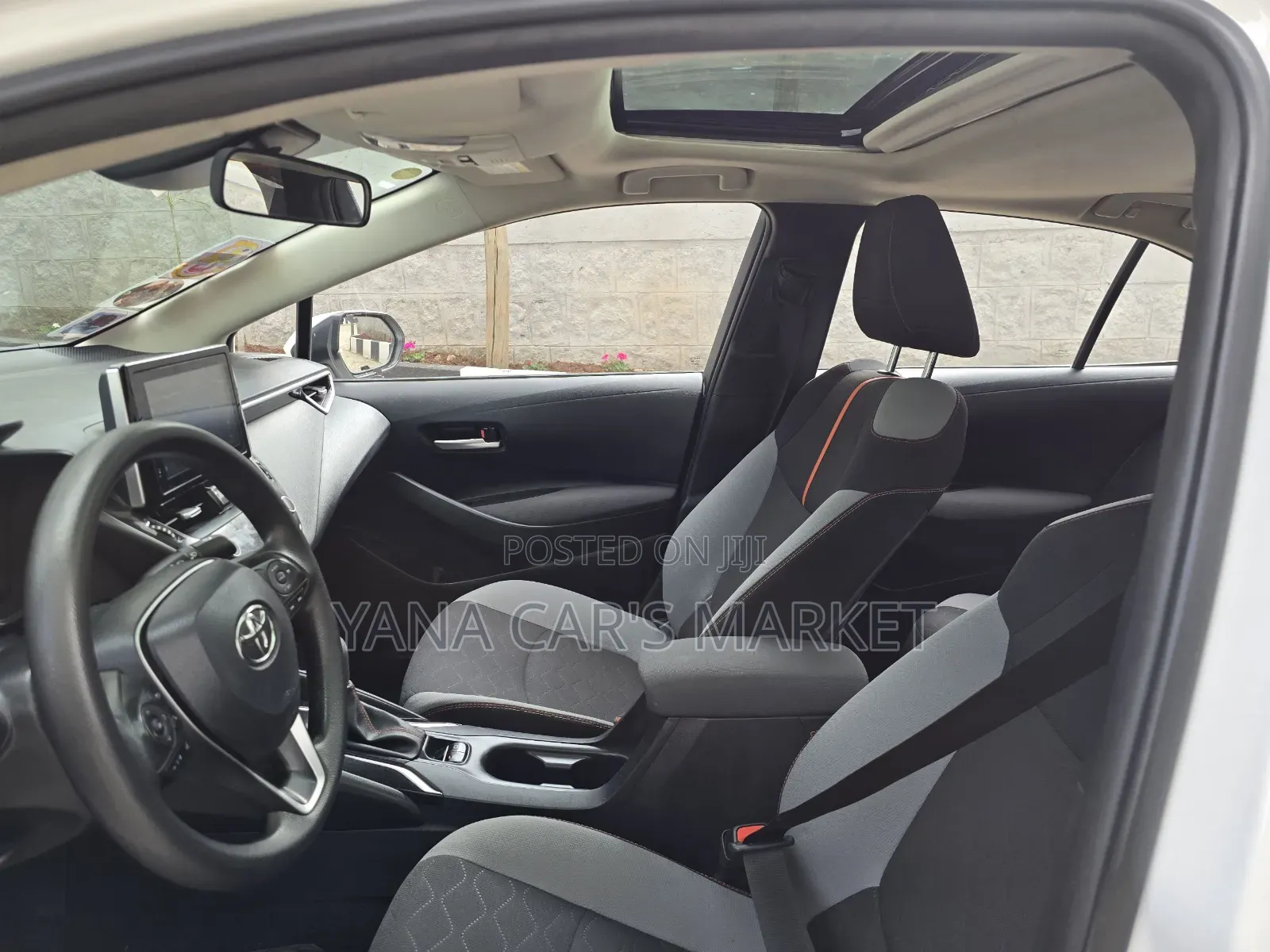 Toyota Corolla 2022 White