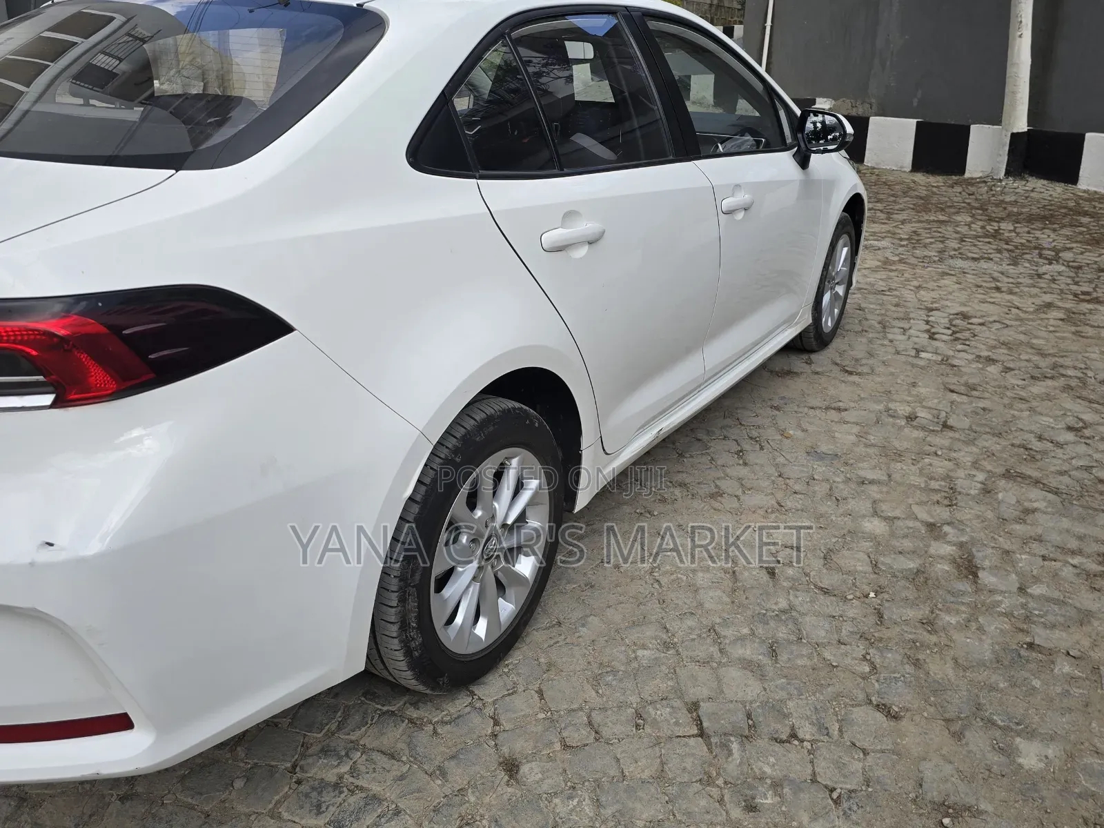 Toyota Corolla 2022 White