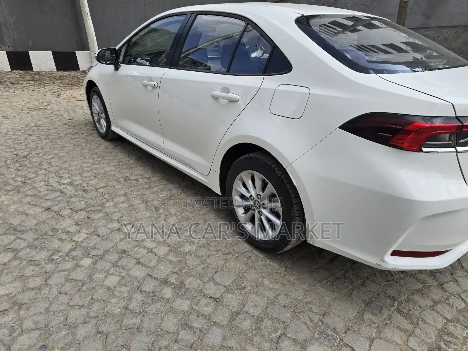 Toyota Corolla 2022 White