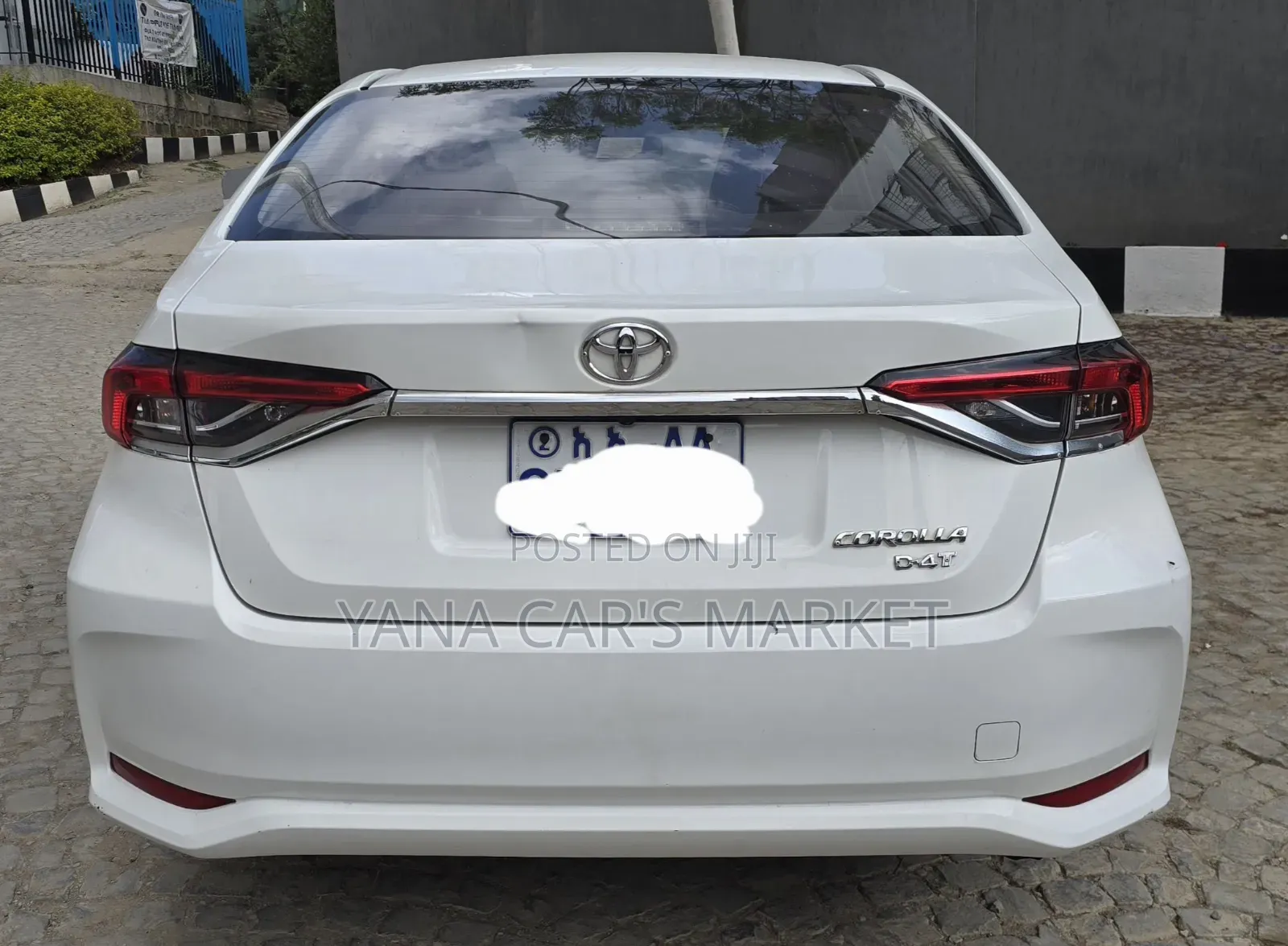 Toyota Corolla 2022 White