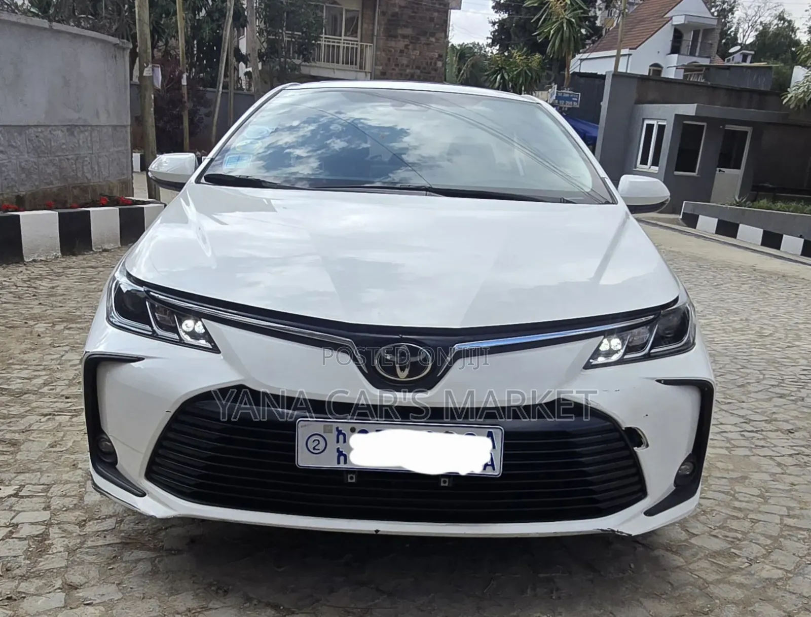 Toyota Corolla 2022 White