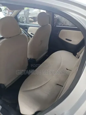 Toyota Vitz 2004 Silver