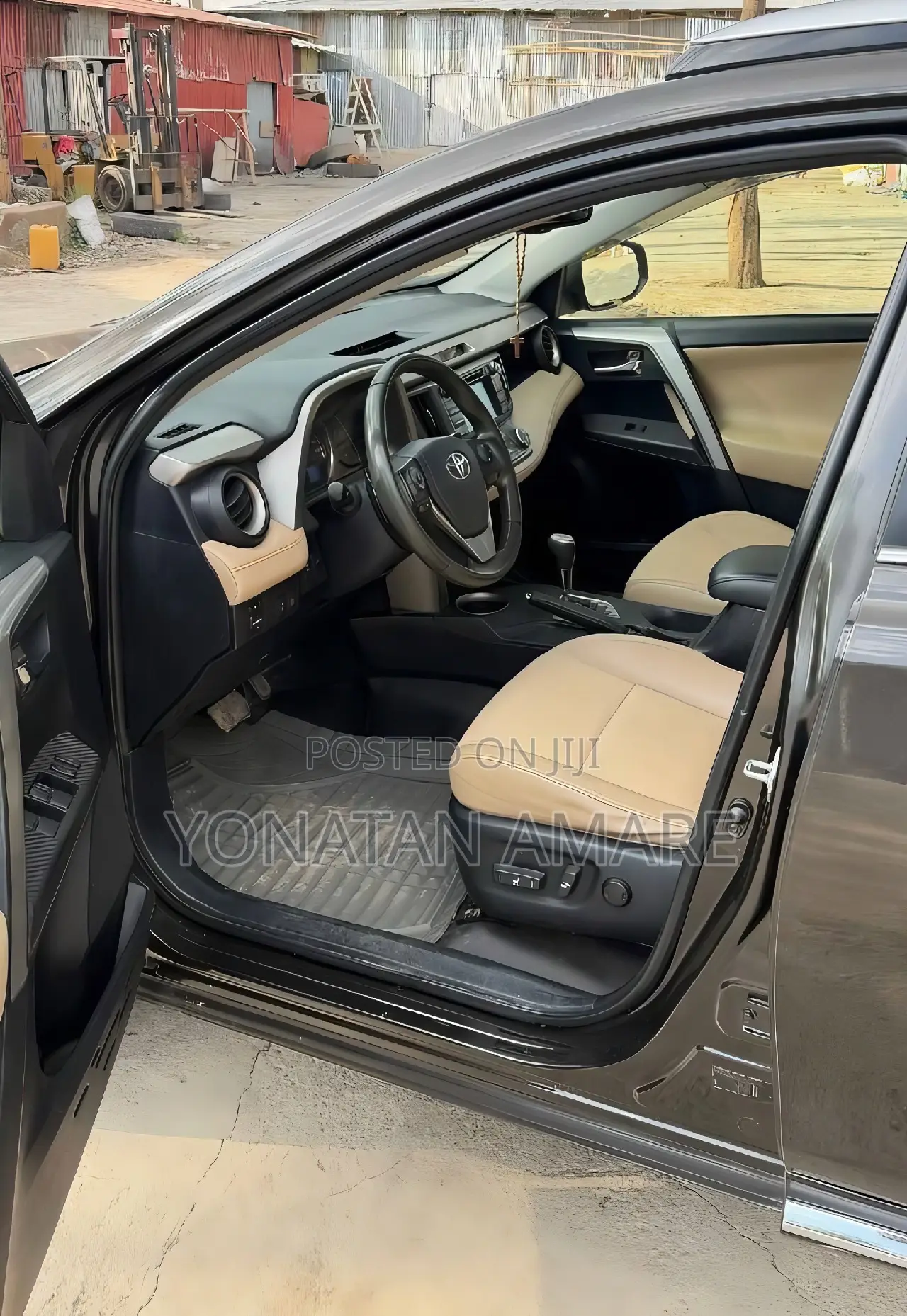 Toyota RAV4 2015
