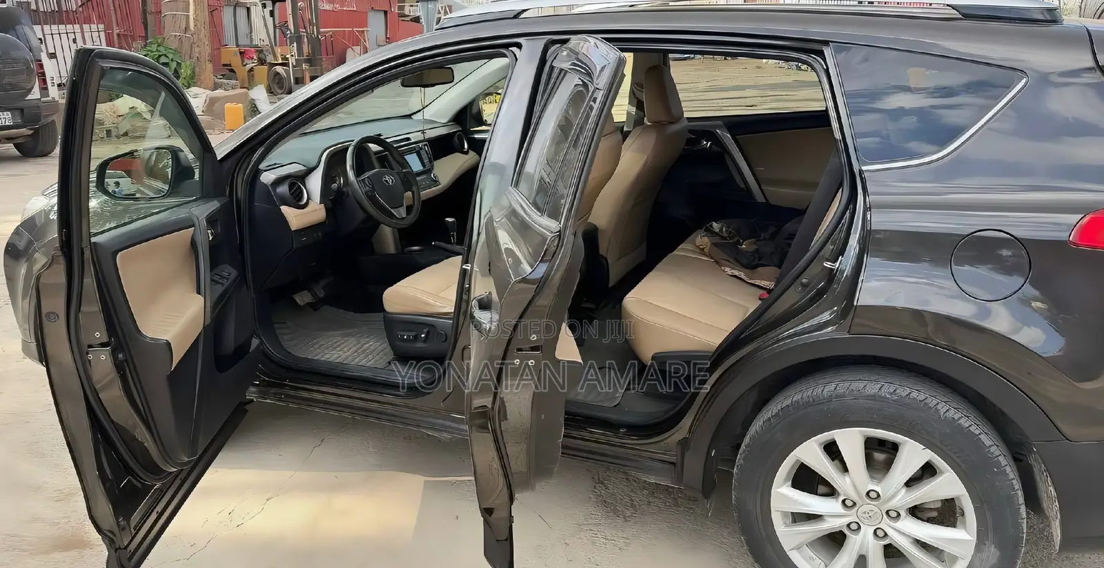 Toyota RAV4 2015
