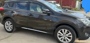 Toyota RAV4 2015