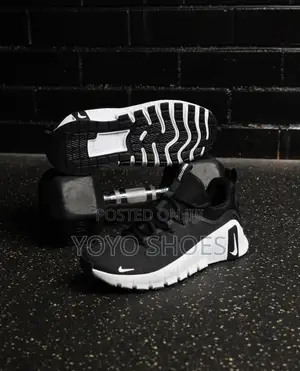 New Arrived Unisex Nike Metcon 6 Black/White Fashion Sneaker
