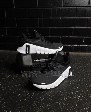 New Arrived Unisex Nike Metcon 6 Black/White Fashion Sneaker